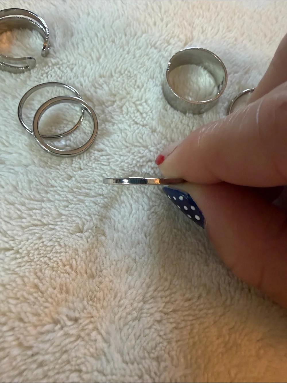 SHEIN Silver Tone Minimalist Ring Set